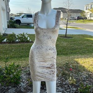 FOREVER 21 DRESS SIZE S MSRP $19.90 NWT